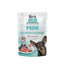 Brit Care Mini Salmón & Herring Sterilized Fillets in Gravy 85 g